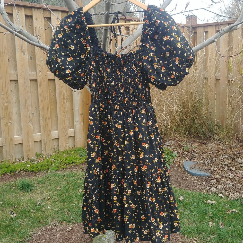 Gap black floral print 100% cotton smocked dress square neckline puffy s…